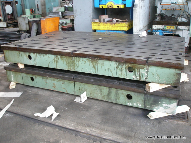 Tabular panel #2121